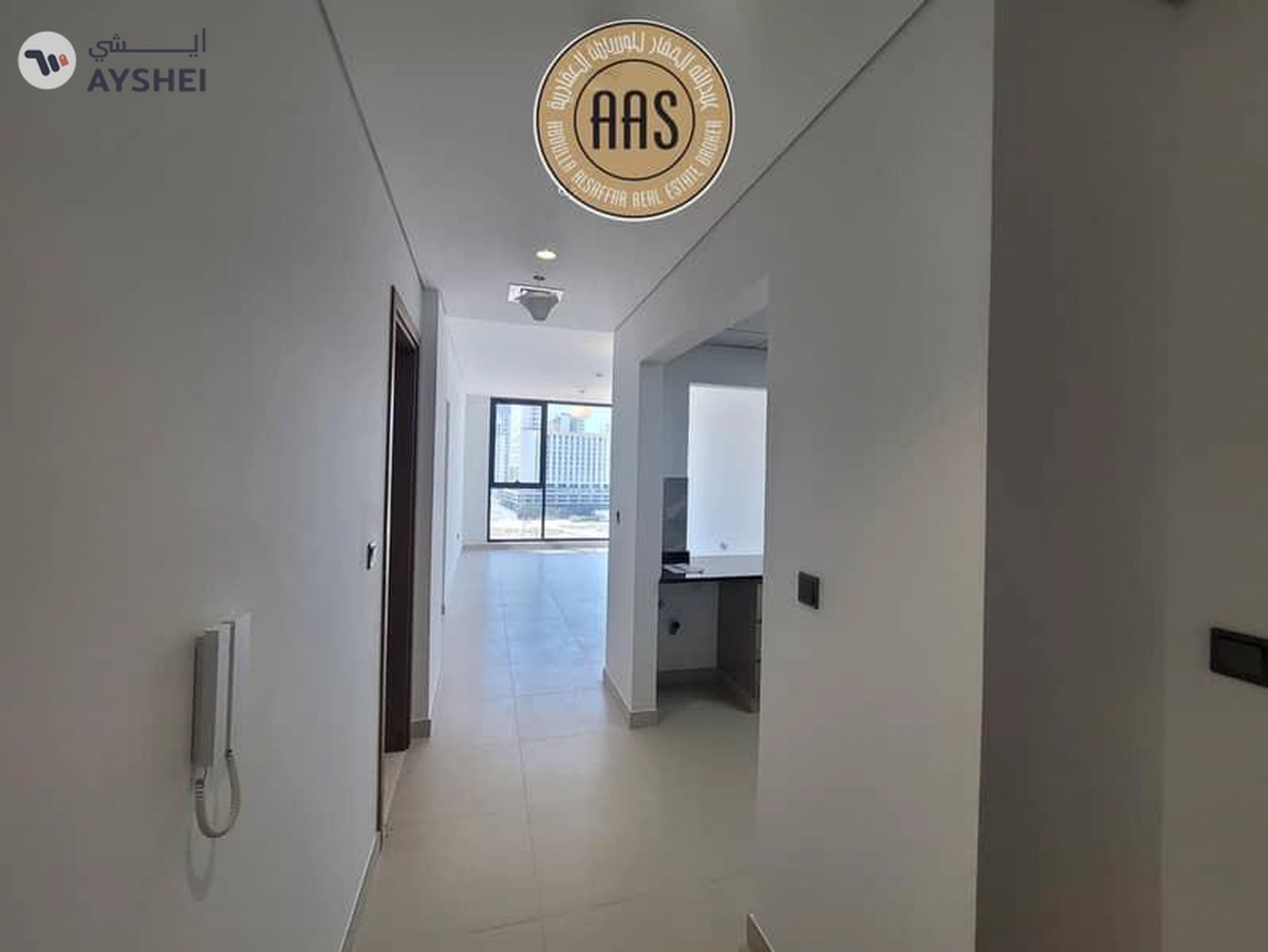 First tenant/ brand new 2bhk apartment with balcony & fitted cabinet in 105k AED-20-20