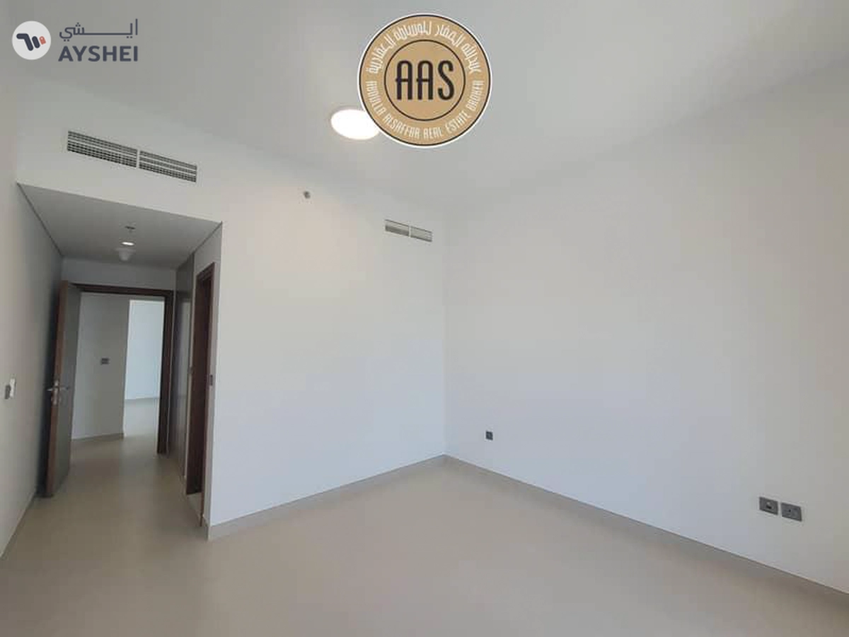 First tenant/ brand new 2bhk apartment with balcony & fitted cabinet in 105k AED-2-2