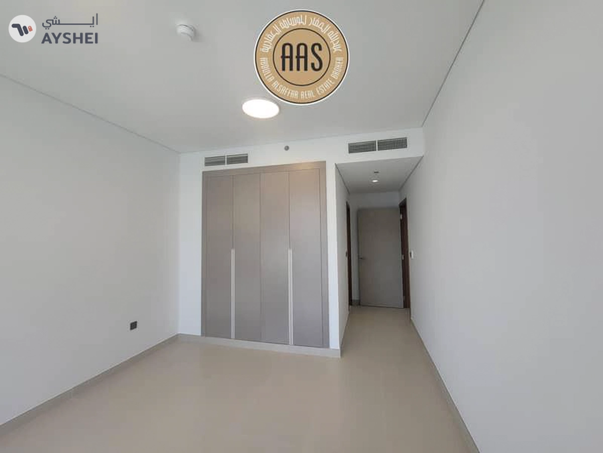 First tenant/ brand new 2bhk apartment with balcony & fitted cabinet in 105k AED-7-7