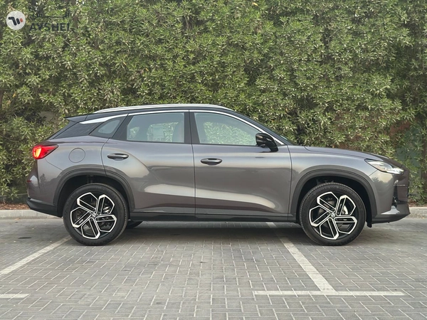 MG One 1.5 LUX 1.5