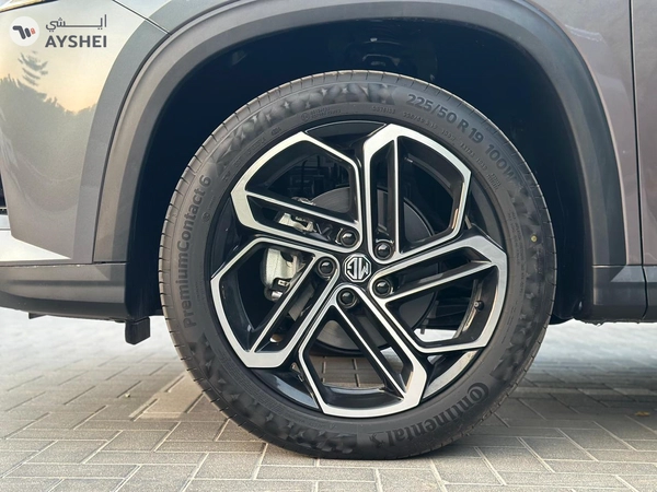 MG One 1.5 LUX 1.5