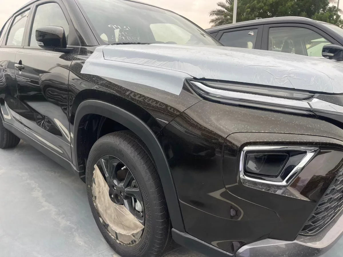 New 2024 Toyota Urban crusir – Black-13-13