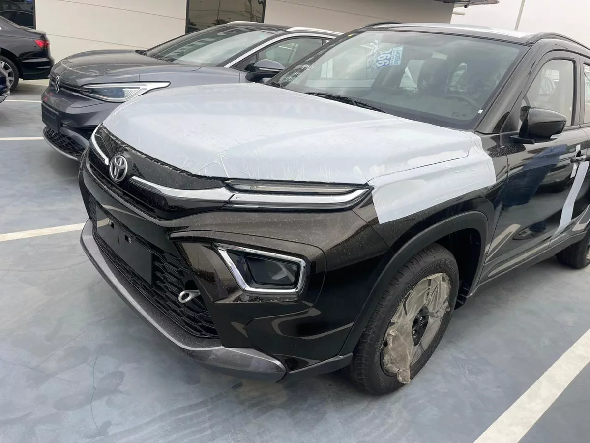 New 2024 Toyota Urban crusir – Black-9-9