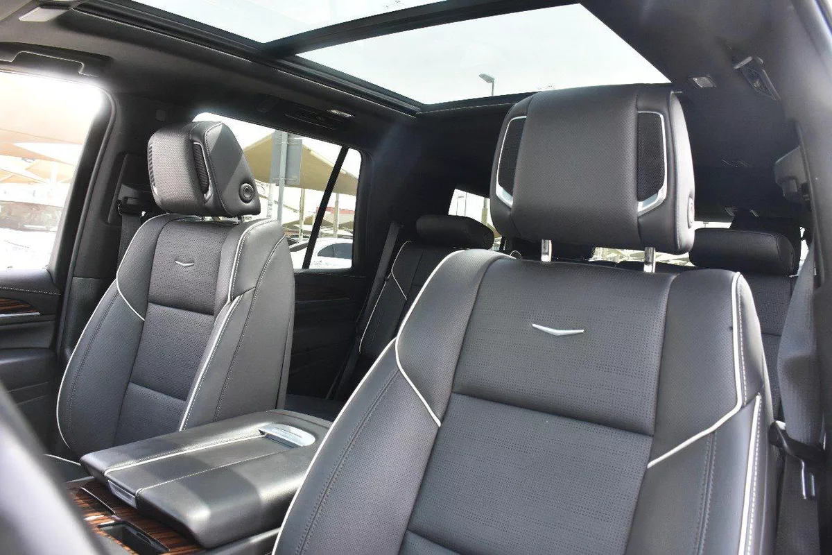 ESCALADE PREMIUM LUXURY 2021 | BLACK-3-3