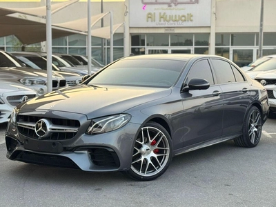 Mercedes Benz E200 STD-0