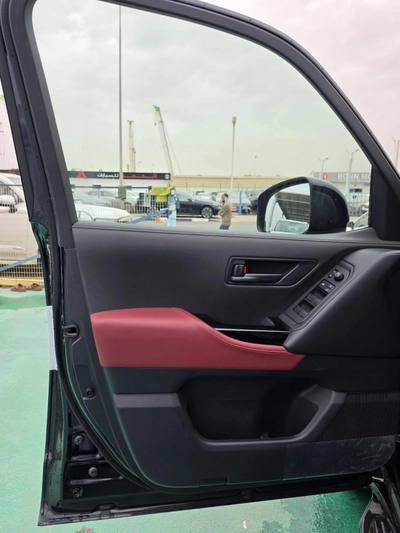 Toyota Land Cruiser BLACK EDITION-11