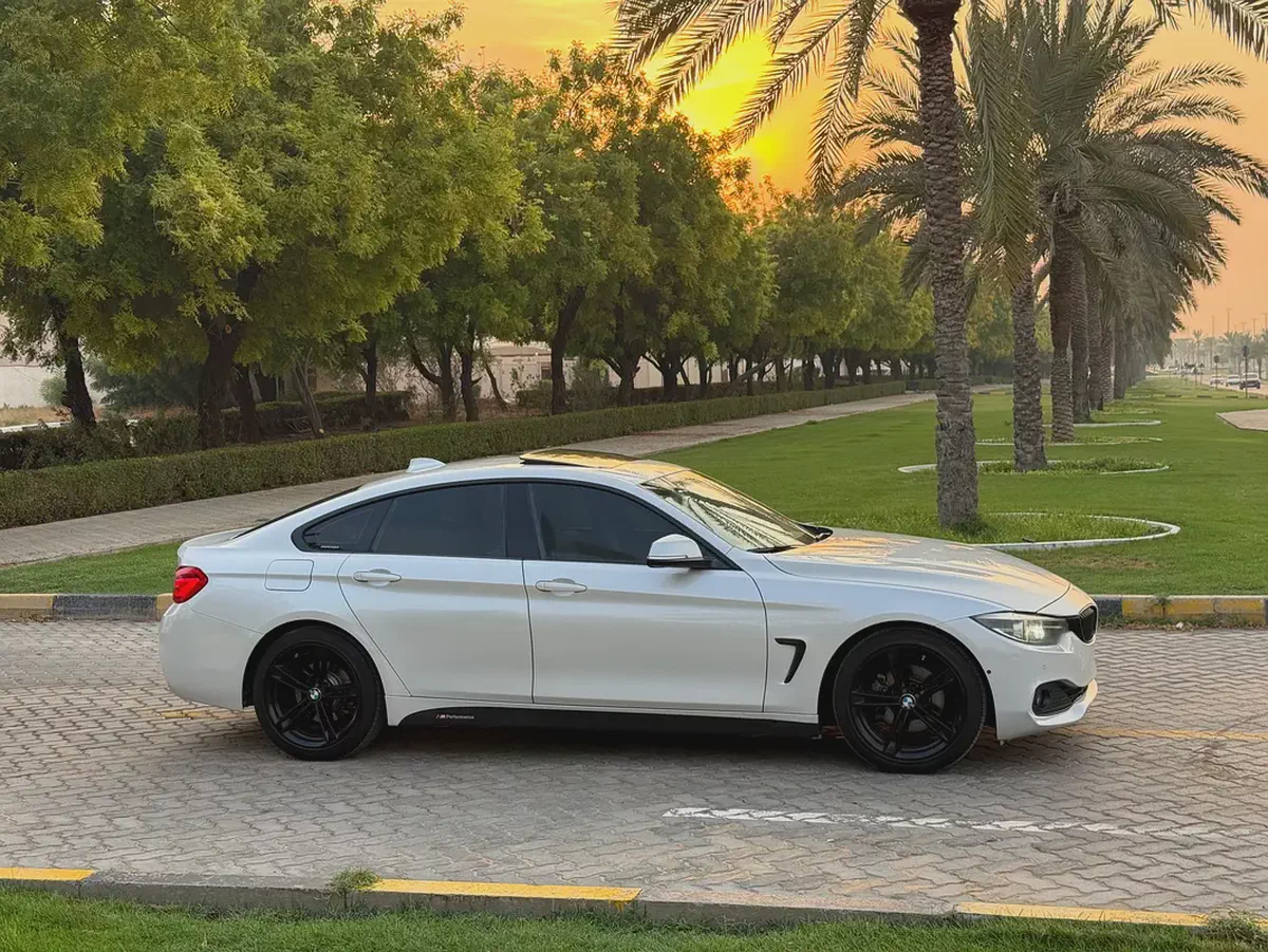 BMW 4-Series 420i M Sport 2019 | GCC Specs | Pristine Condition-7-7