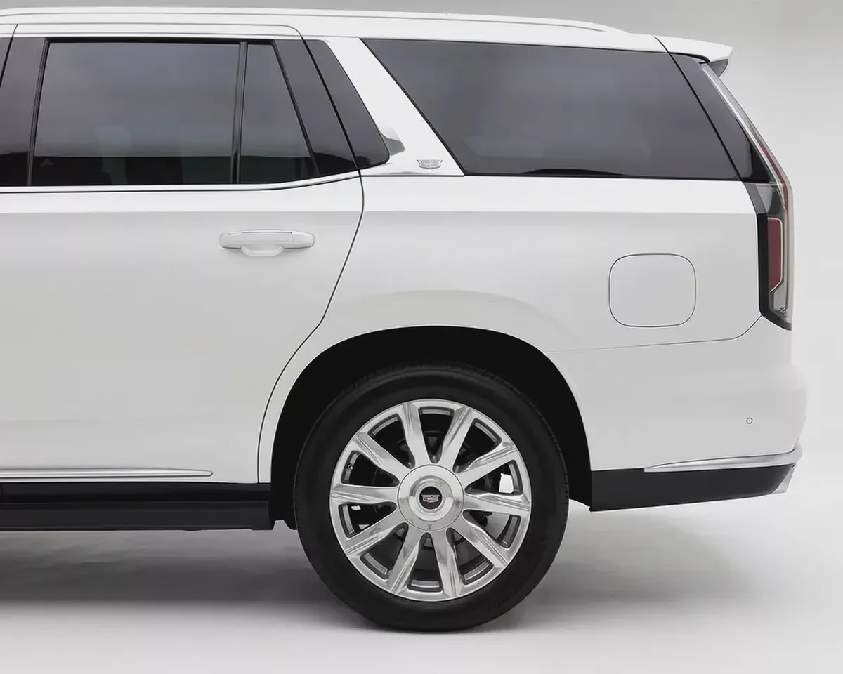 Cadillac Escalade Premium Luxury 2022 | Japanese Spec | AED 4,210 / Monthly-4-4