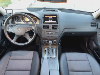 SUPER CLEAN C300 ONLY 49000 KM FRESH JAPAN IMPORTED-9