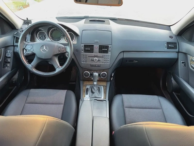 SUPER CLEAN C300 ONLY 49000 KM FRESH JAPAN IMPORTED-11
