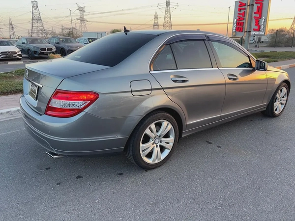 SUPER CLEAN C300 ONLY 49000 KM FRESH JAPAN IMPORTED