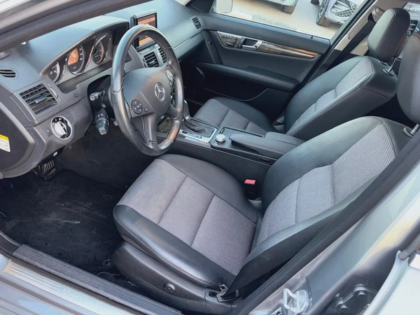 SUPER CLEAN C300 ONLY 49000 KM FRESH JAPAN IMPORTED