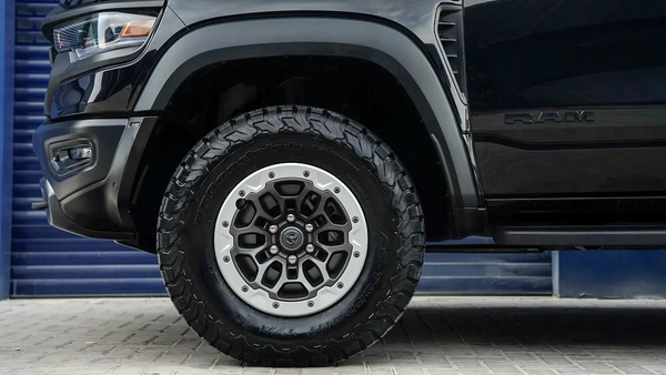 UAEs Very Best Example | AED 4,999 Per Month
