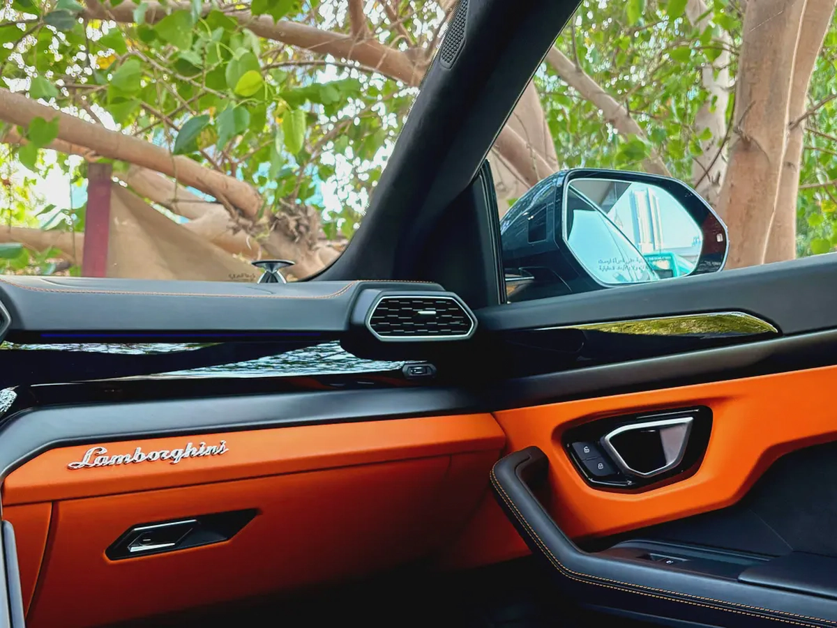 Under Lamborghini Warranty | Unleash the Beast within — Your Lamborghini Urus S Awaits.-2-2