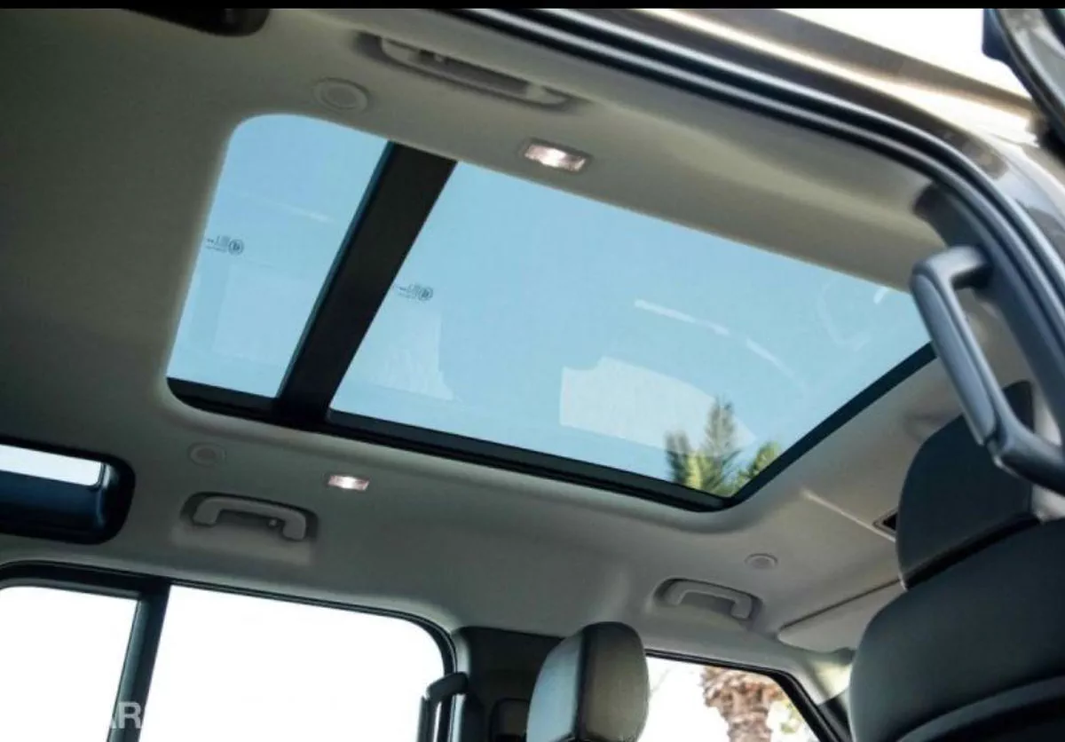 New 2024 Land Rover defender-1-1