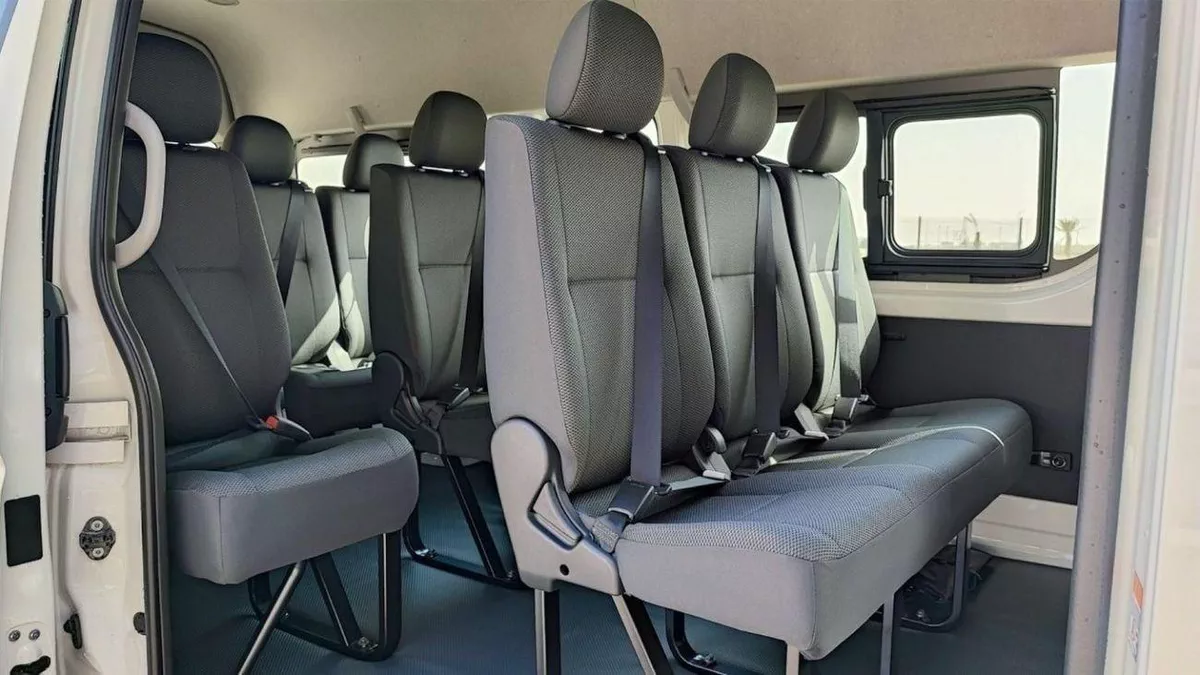 Toyota Hiace DLS - STD ROOF TOYOTA HIACE 2.5L TURBO DIESEL 15 SEATER H.ROOF MT 2025-8-0