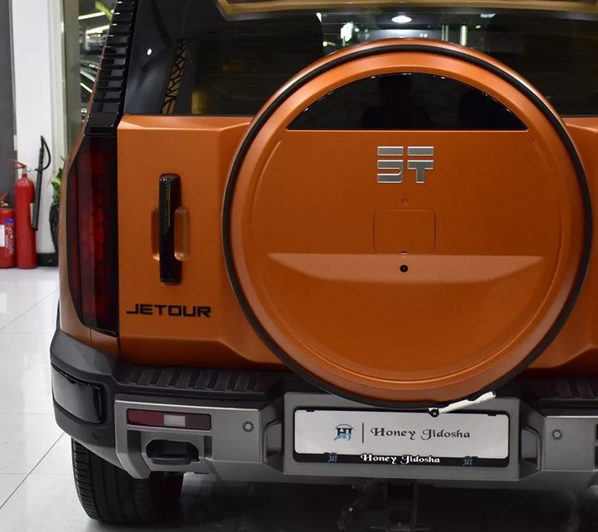 Jetour G700 Flagship / Ivory ( 2026 Model ) in Orange Color Color GCC Specs-12-12