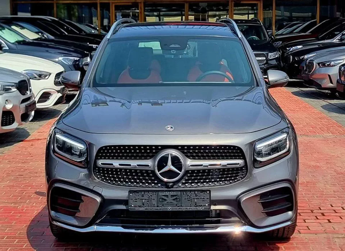 Mercedes Benz GLB200 STD AMG SUV 7 Seater Under Warranty 2025 GCC-1-1