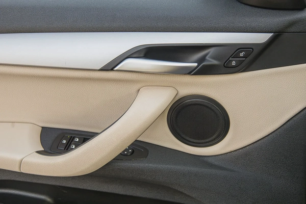 BMW X2 20