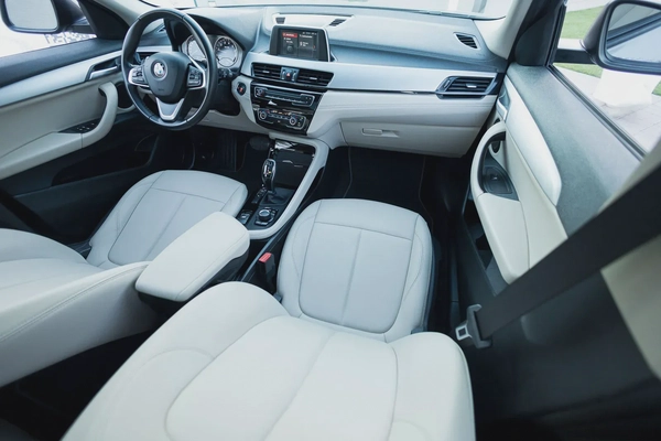 BMW X2 20