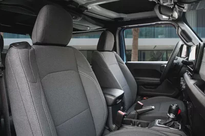 2,840 P.M |  Wrangler Sport | 0% Downpayment | Jeep Warranty!-10