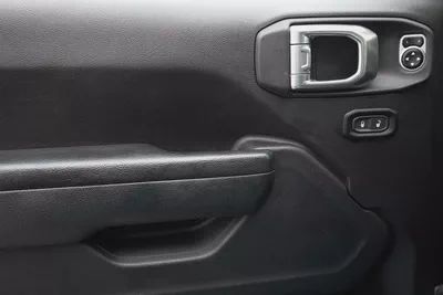 2,840 P.M |  Wrangler Sport | 0% Downpayment | Jeep Warranty!-12
