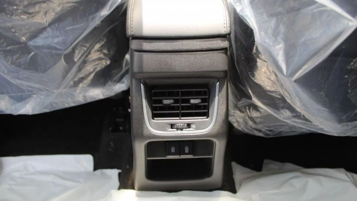 Suzuki Grand Vitara GLX Suzuki grand vitara 4x2 AT 1.5l petrol MY2025-14-0