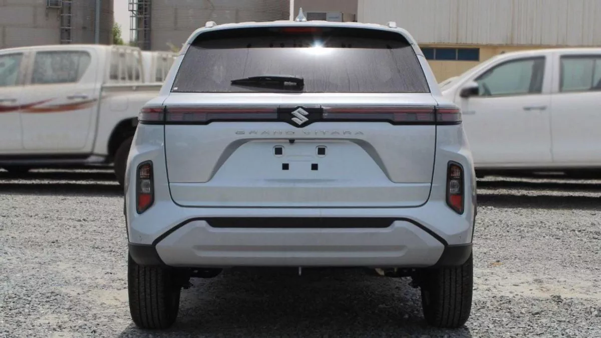 Suzuki Grand Vitara GLX Suzuki grand vitara 4x2 AT 1.5l petrol MY2025-8-0