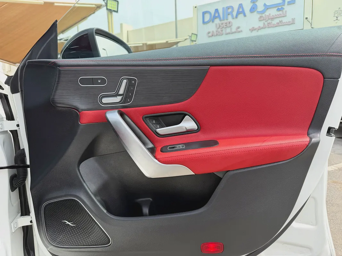 Offer for mercedes CLA250-2023AMG new Bakj-13-13