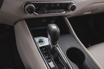 Nissan Altima 2020-3