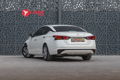 Nissan Altima 2020-13