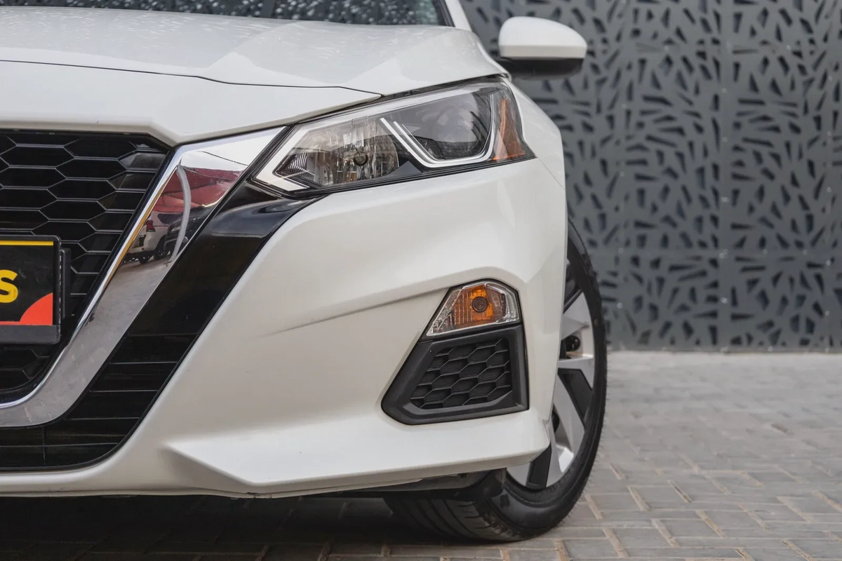 Nissan Altima 2020-21-21