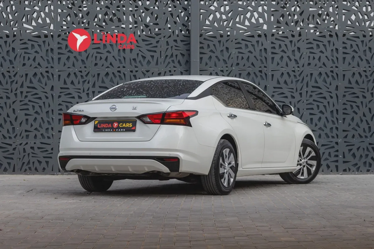 Nissan Altima 2020-4-4