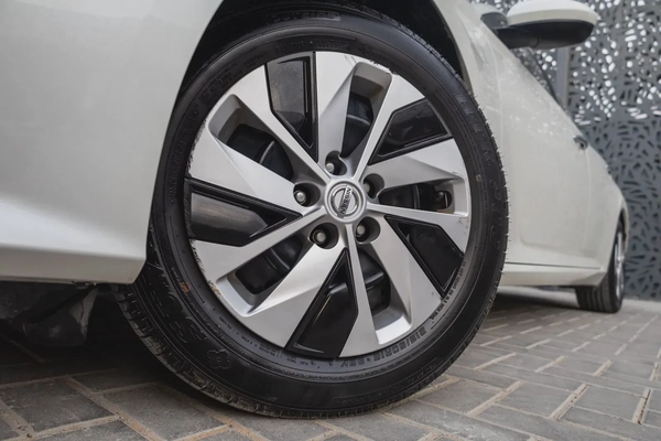 Nissan Altima 2020