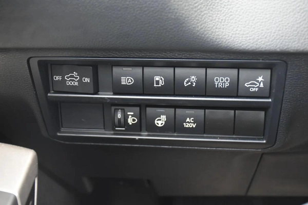TUNDRA LIMITED HYBRID 4WD 2023 | GREY