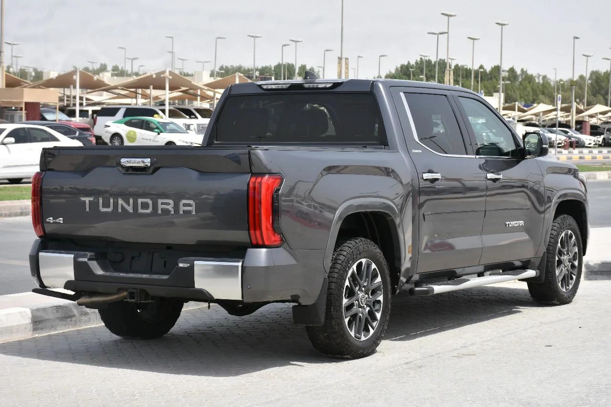 TUNDRA LIMITED HYBRID 4WD 2023 | GREY-9-9