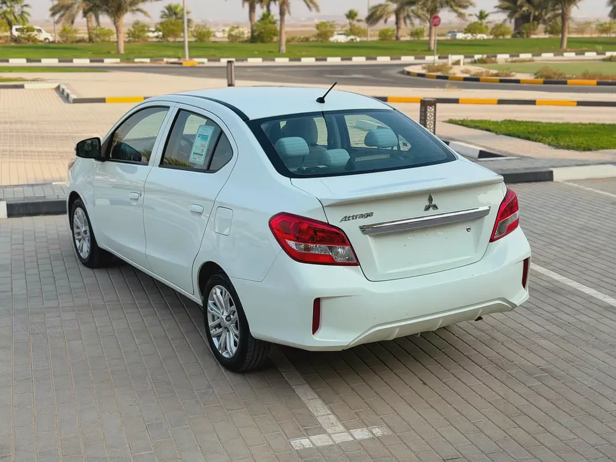 Mitsubishi Attrage 2022 GLX Medium Line | GCC Specs | Low Mileage | Premium Condition Low KM Car-15-15