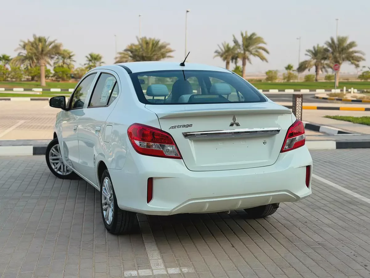 Mitsubishi Attrage 2022 GLX Medium Line | GCC Specs | Low Mileage | Premium Condition Low KM Car-16-16