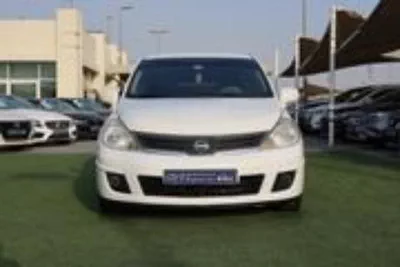Used Nissan Tiida 1.8 Hatchback 2013-4