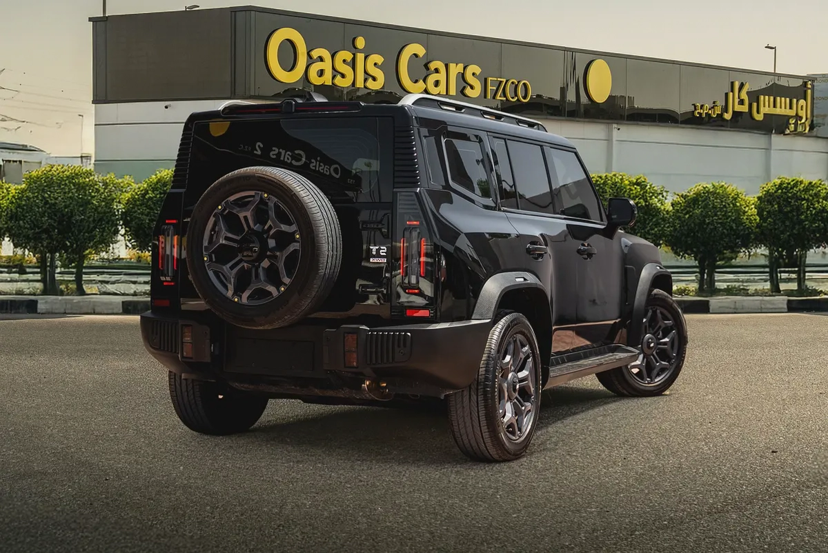 Jetour T2 Luxury Plus 2025 GCC Specs Full Service History Low Mileage 2.0L Turbo 4 Cylinders-1-1
