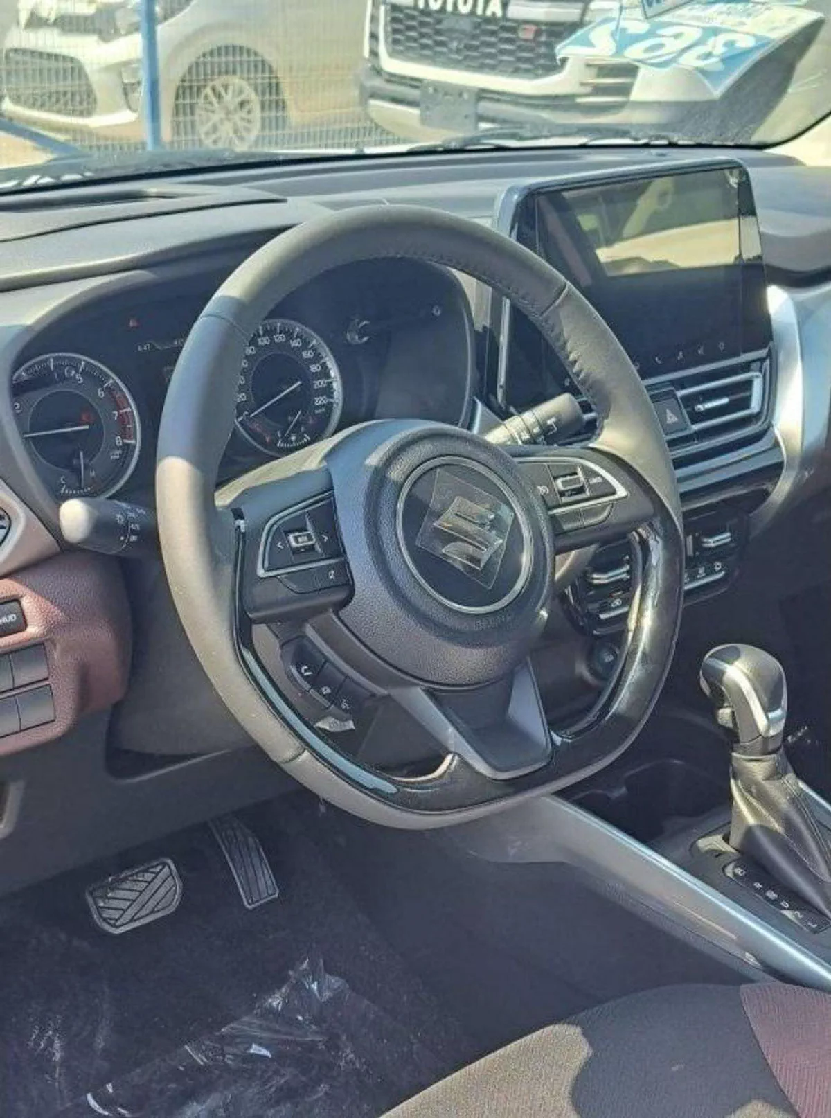 Suzuki Fronx GLX SUZUKl FRONX 1.5L-7-0