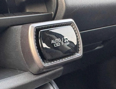 Toyota RAV4 LUXURY HEV LUXURY || 2.0L PETROL V4 | RADAR | PANORAMIC ROOF | REAR ENTERTAINMENT SCREEN | FULL OPTION (CODE #-20