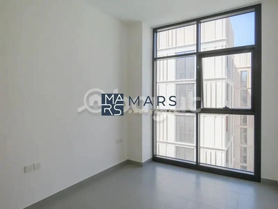 Ready to Move | Spacious Modern | Prime | Location-3