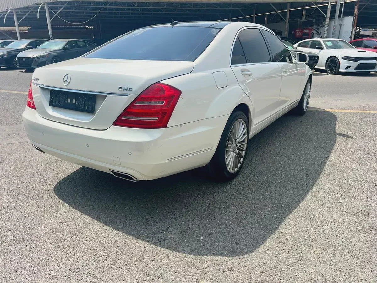 Mercedes-Benz S-Class S 300 2012 GCC Specs-4-4