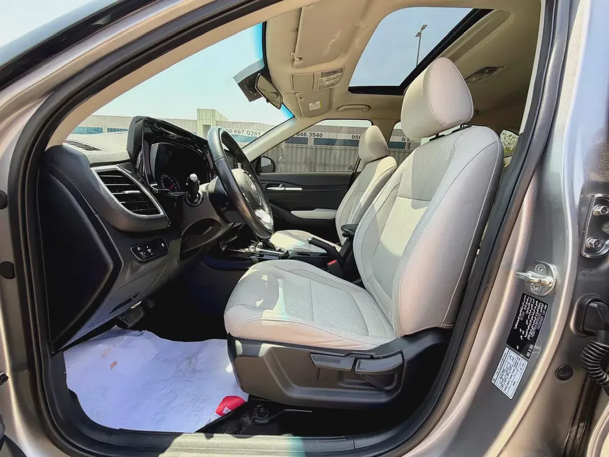 740-Monthly l GCC l Sunroof, Full Option I Accident Free-9-9