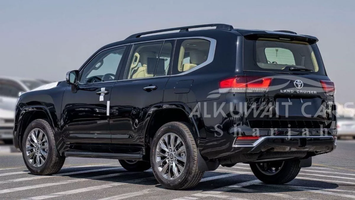 Toyota Land Cruiser VXR TOYOTA LAND CRUISER LC300 VXR 3.3D AT MY2025 – BLACK-5-0