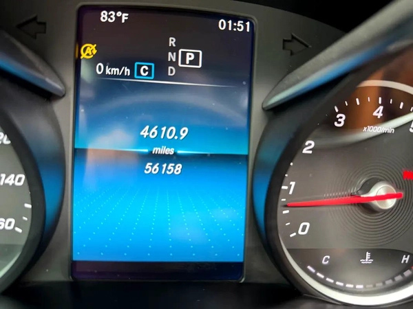 Mercedes-Benz GLC 300 AMG 2021 - American Specs