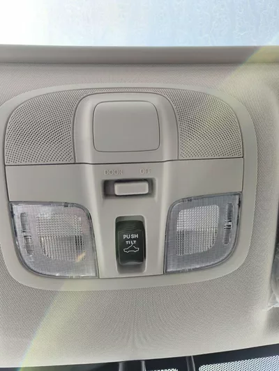 Mitsubishi Montero Sport GLS HIGHLINE MONTERO SPORT 2.5L 4WD DIESEL-12