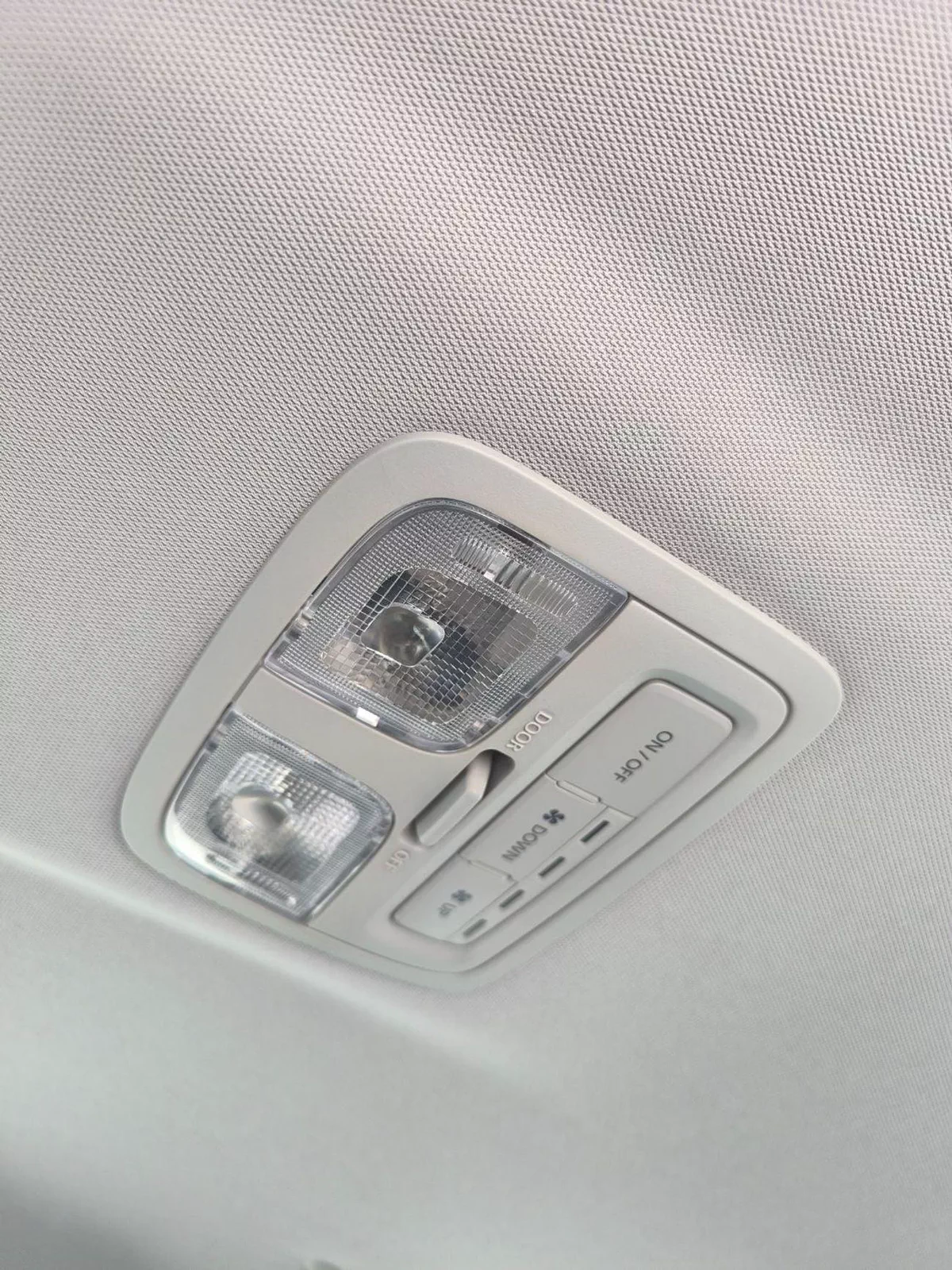 Mitsubishi Montero Sport GLS HIGHLINE MONTERO SPORT 2.5L 4WD DIESEL-13-0