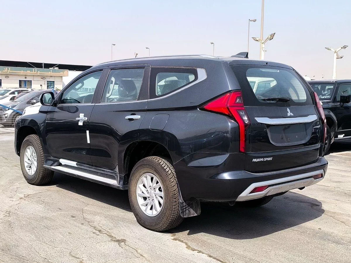 Mitsubishi Montero Sport GLS HIGHLINE MONTERO SPORT 2.5L 4WD DIESEL-3-0